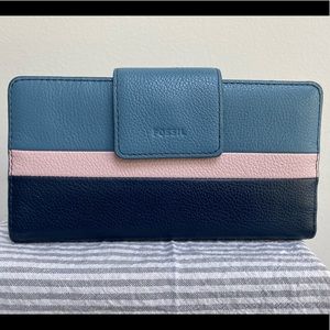 Fossil leather wallet